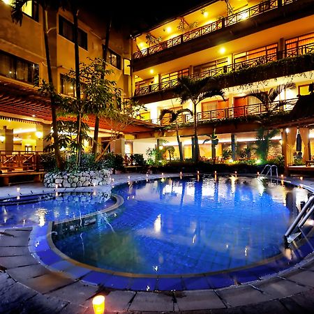 Sukajadi Hotel, Convention And Gallery Bandung Ngoại thất bức ảnh
