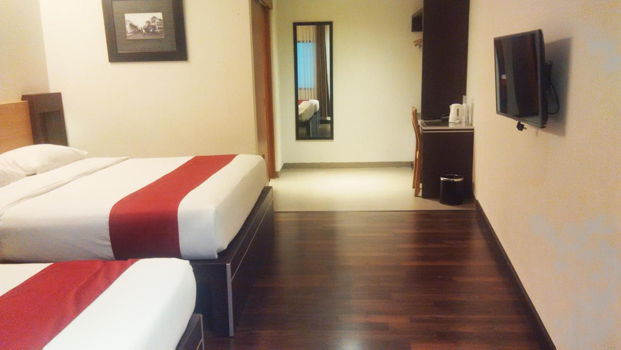 Sukajadi Hotel, Convention And Gallery Bandung Phòng bức ảnh